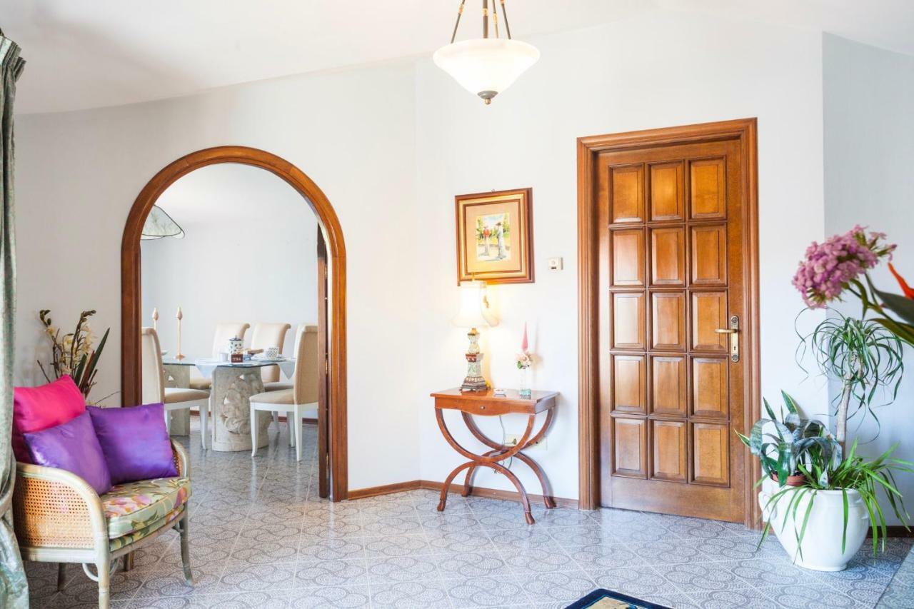 Tony Home Olbia Zewnętrze zdjęcie