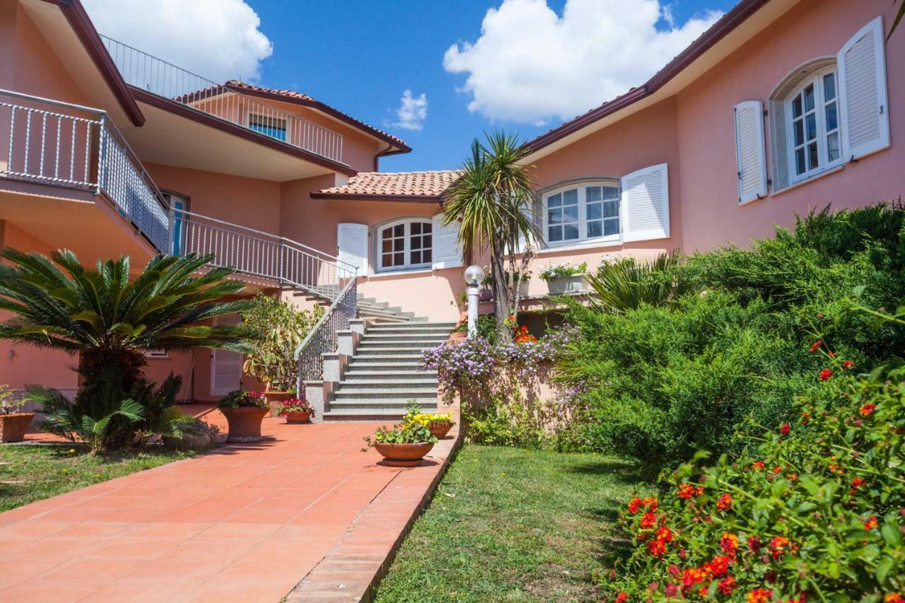 Tony Home Olbia Zewnętrze zdjęcie